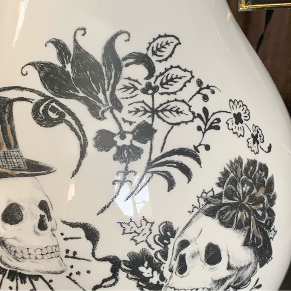 Spooky Night Dapper Skeletons 88oz Halloween Pitcher Skulls Flowers Crow - Picture 5 of 16